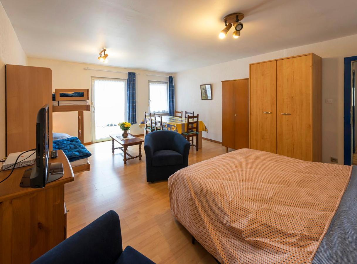 Meuble Le Coin Tranquille Apartment Saverne Bagian luar foto